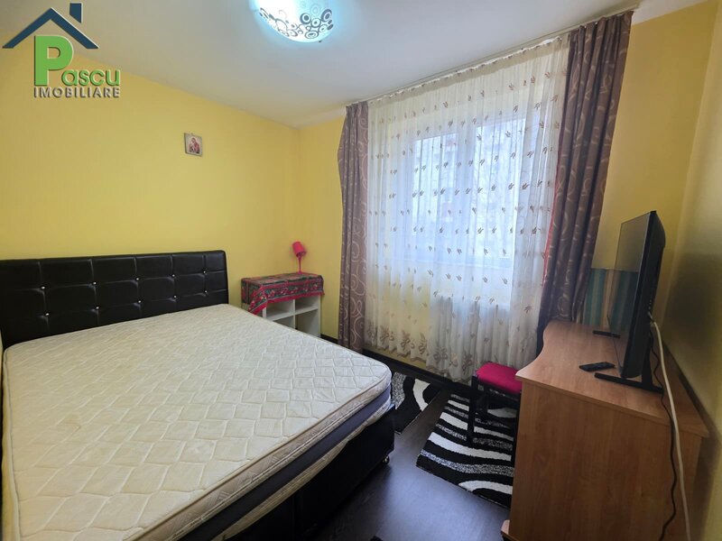 Brancovenau, str. Melinesti, apartament 2 camere 31 mpu, decomandat